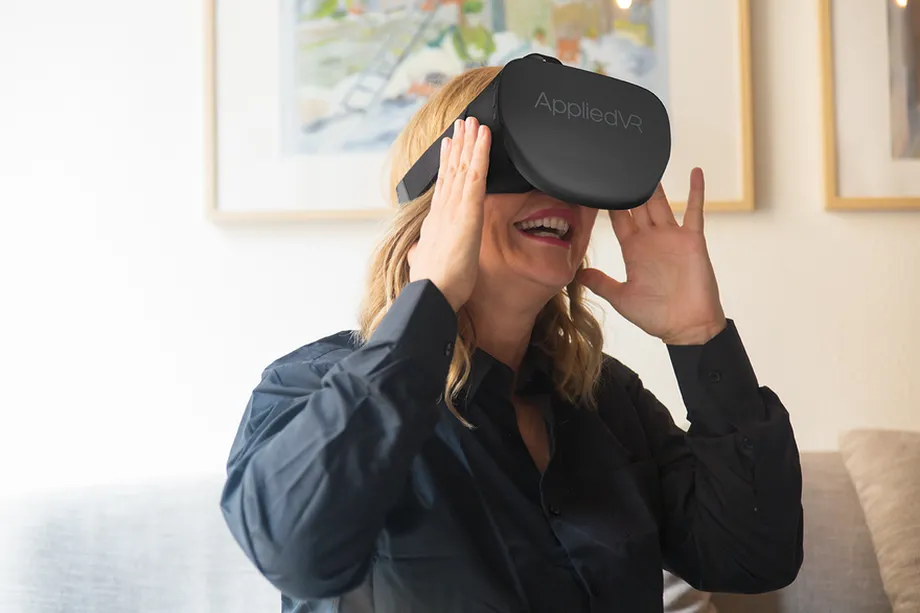 美国FDA批准VR技术用于治疗慢性疼痛