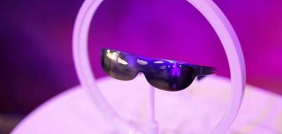印度厂商 Reliance 推出基于双全彩 microLED 的 AR眼镜